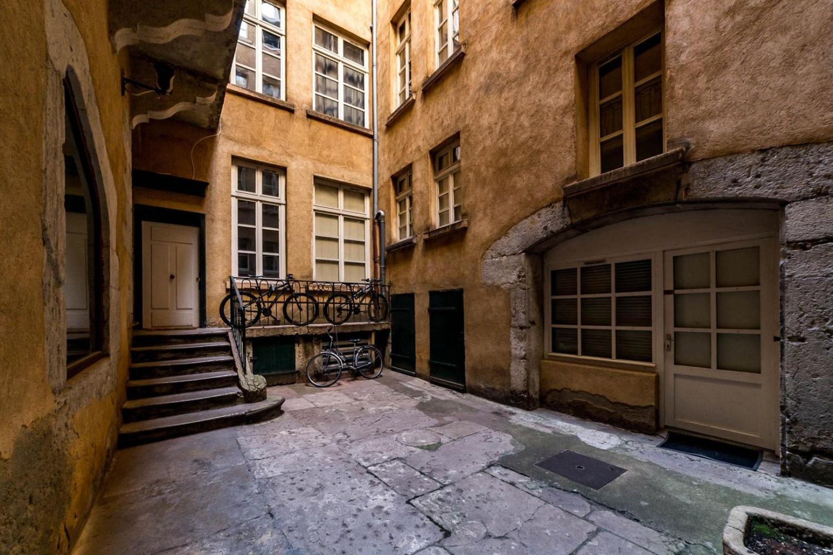 High-End Apartment Overlooking The Quays Ail Lyon Eksteriør bilde